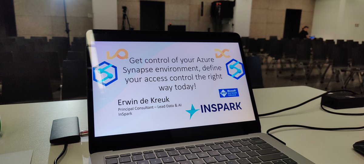 ErwindeKreuk's tweet image. Ready to rock. @sqlday #sqlday.
Room A, start time 10:20