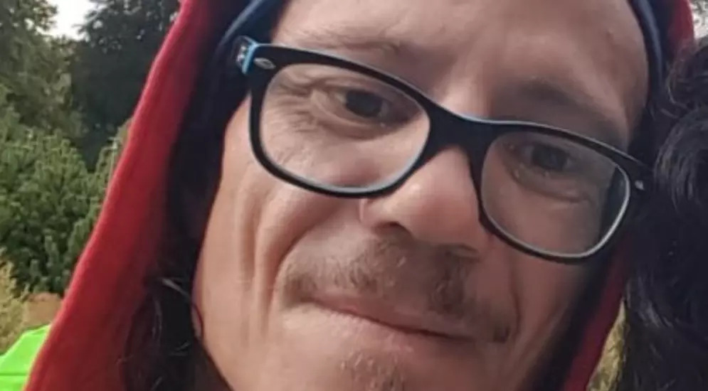 crimestopperch's tweet photo. Vermisst wird in Fräschels seit Donnerstag, 13. April 2023, um zirka 15:00 Uhr, Oden W., geb. 15.07.1970, wohnhaft in Menznau /LU.

https://t.co/EE5lZIrhIi https://t.co/xKH9EfxbFX
