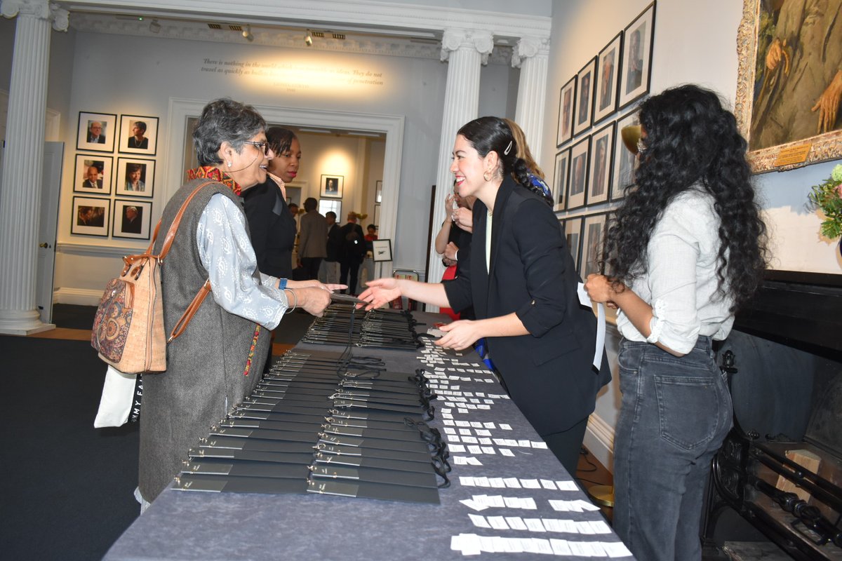 onthinktanks's tweet photo. The registration desk at #OTTconference 2023 at @ChathamHouse 🇬🇧 is officially open❗️
A warm welcome to all arriving in person on day 1/2 to explore 'think tanks and political uncertainty'. https://t.co/zThmqZDzqP