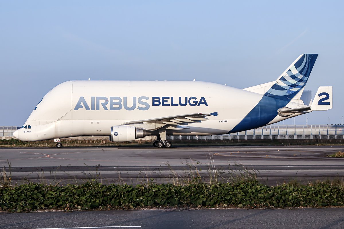 kup_0112's tweet image. Airbus Transport International
A300-608ST Beluga/F-GSTB
at Kansai Int'l Airport #RJBB
2023 5/10
ー　ー　ー
この上ない理想の条件で撮影できたベルーガ。
眠気も吹き飛ぶほどの迫力でした。