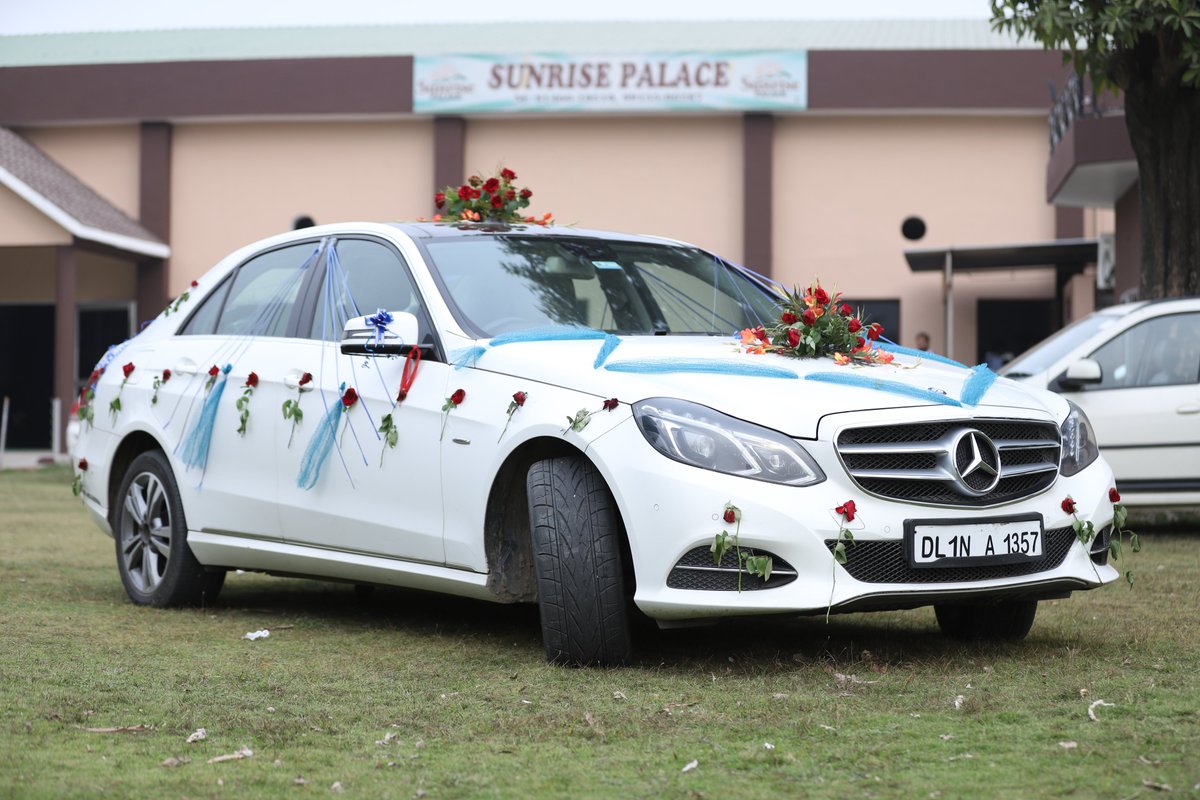Let us help you make an entrance to remember!. Wedding car delhi are the best wedding car rental service provider across delhi. Book luxury wedding car in delhi at an affordable price. 
Lets visit weddingcardelhi.com
#weddingcarhire #luxurytravel #luxurywedding #weddingcars