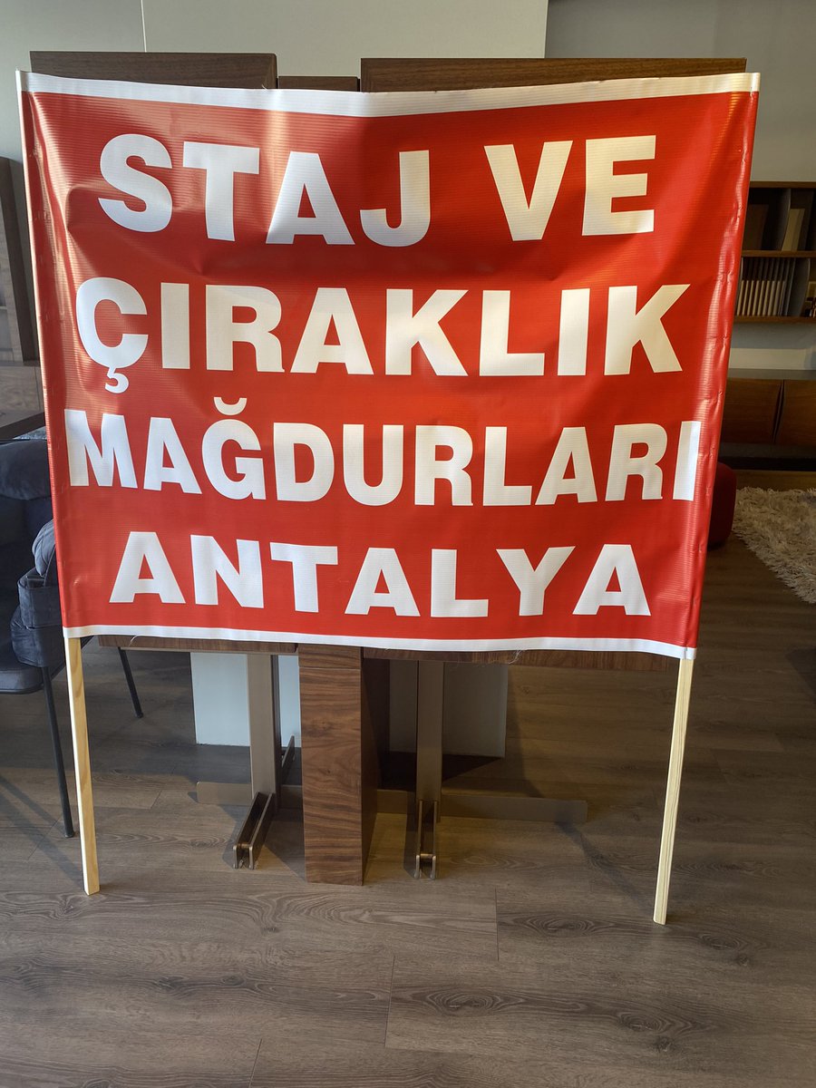 violinIsell's tweet photo. Direne Direne Hak Alınır .Şikayet etme 👊Emeklerin var .Hak Gasbı var .Masumiyetimiz Var .Staj SSK Başlangıcı Olacak #StajÇırakBirdir https://t.co/AfX6y2LXsB