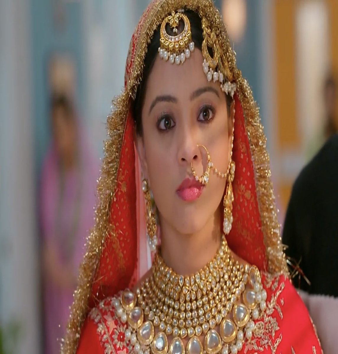 Deepali76910's tweet photo. If you ‘love’ 
To ‘hate’ her,
That’s what she’s here for,
And she is doing it exceedingly well!!

A negative character is so vital for a story to succeed,Richa proves it.
Not to forget the story writers ✍️, who know thier job n doing the best for the show.
#RabbSeHaiDua 
#Gazal https://t.co/seH8ehiGE6