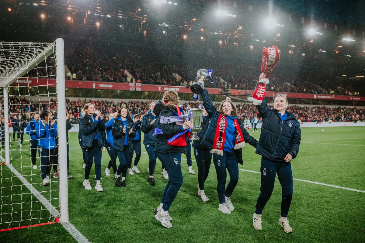 NFFC's tweet photo. A superb reception for @NFFCWomen 👏 https://t.co/TewFeV7kwl