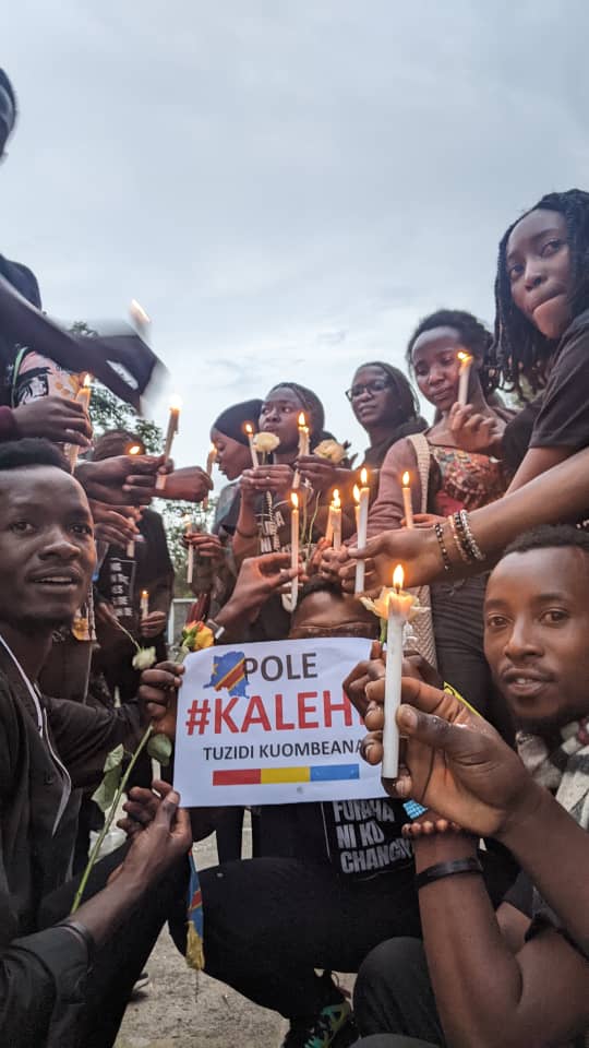 IrMiche's tweet photo. More than 500 people died in floods that occurred during the torrential rain that fell on Thursday, May 4, in the territory of Kalehe, South Kivu DRC.
Youth from Goma gathered this May 9.2023 in memory of the victims and launch the collection of goods &amp; funds to help the victims. https://t.co/mRUcpG33LG