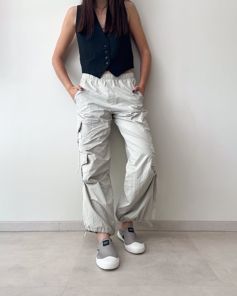 Leaning on a quiet environment ☁️📂 Or are we the quiet ones?