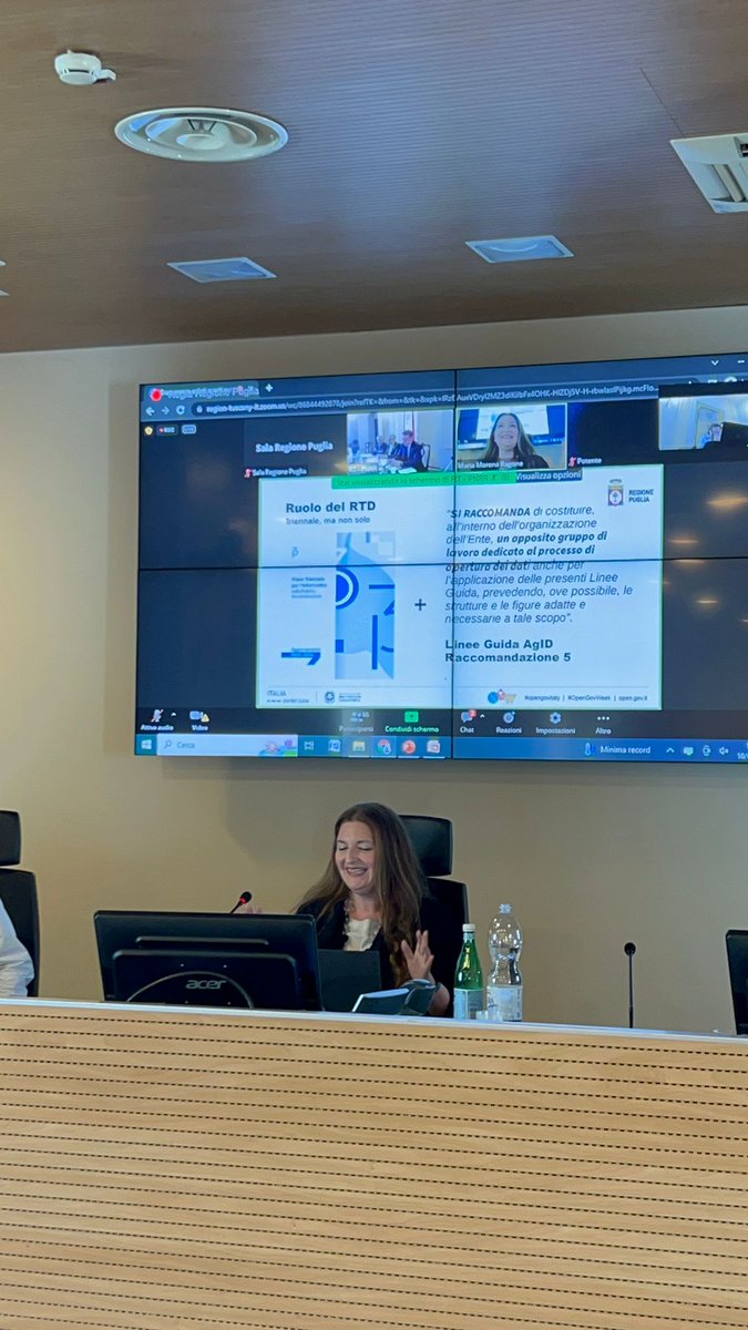 RegionePuglia's tweet photo. In diretta @morenaragone e #MSforum: "La costituzione dell'ufficio dell'RTD ha il ruolo di coordinamento, strategia e riorganizzazione digitale sulla base delle linee guida @AgidGov, affiancando le strutture regionali". https://t.co/N9uVS6rgfI