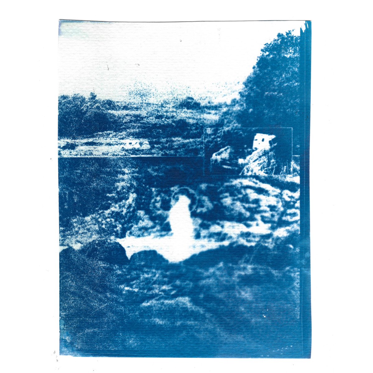 sim_cns's tweet photo. HEADSTONE + A WALK IN SCOTLAND — CYANOTYPE VERSIONS

la technique est trop lourde je kiffe trop le rendu 🔵 https://t.co/G3plGUHi6d