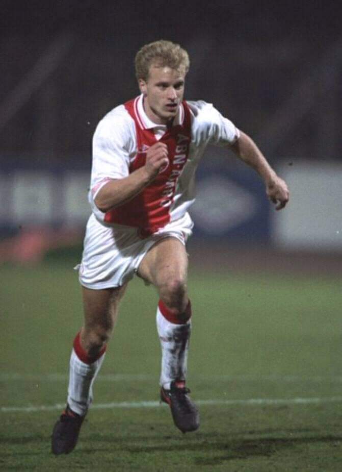 Happy happy birthday Dennis Bergkamp!   Enjoy 