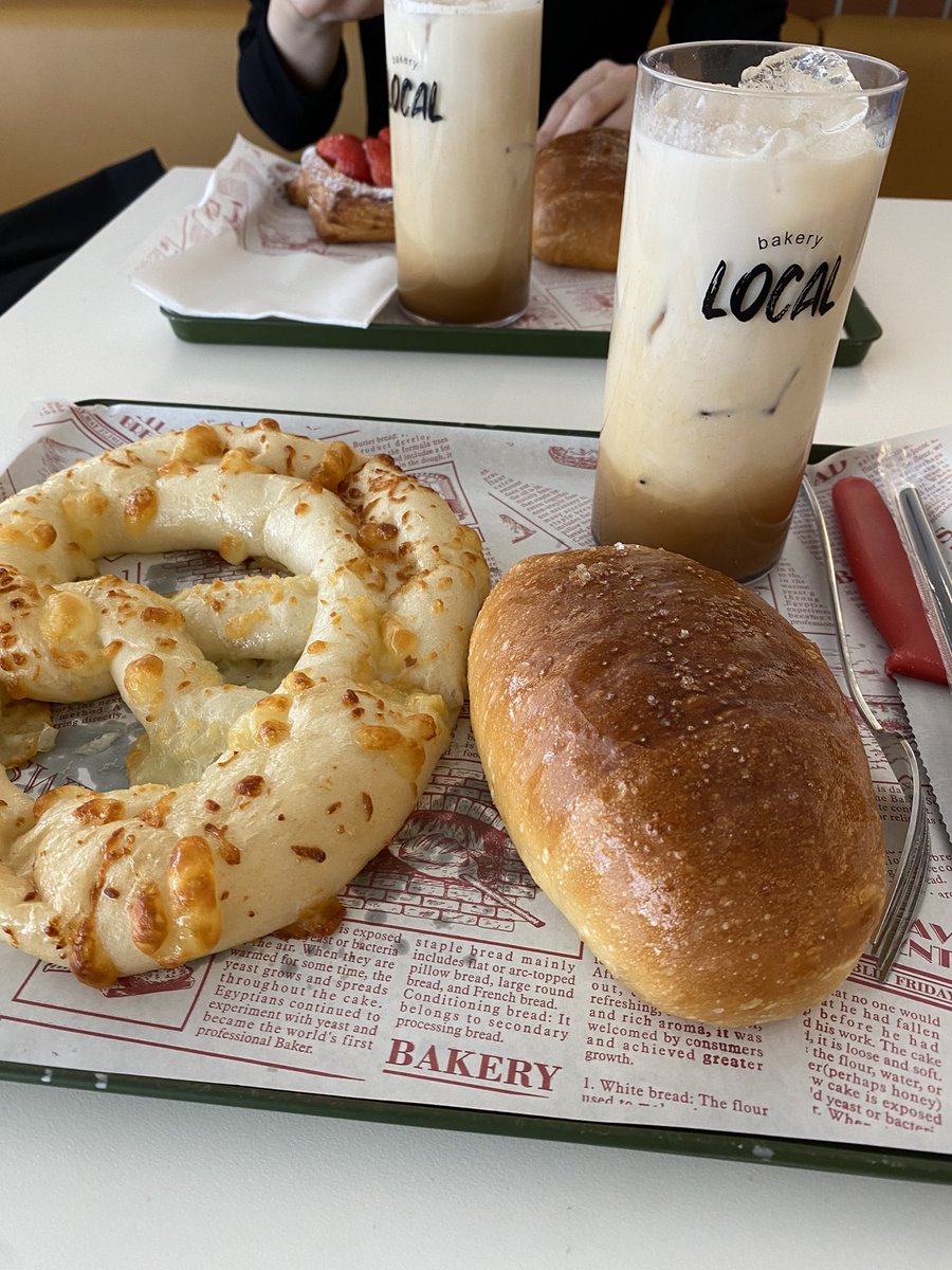 yox___01417's tweet photo. 友達とおる時くらいは美味しい物食べるようにしてる😋 https://t.co/Td9gH8AE1Y