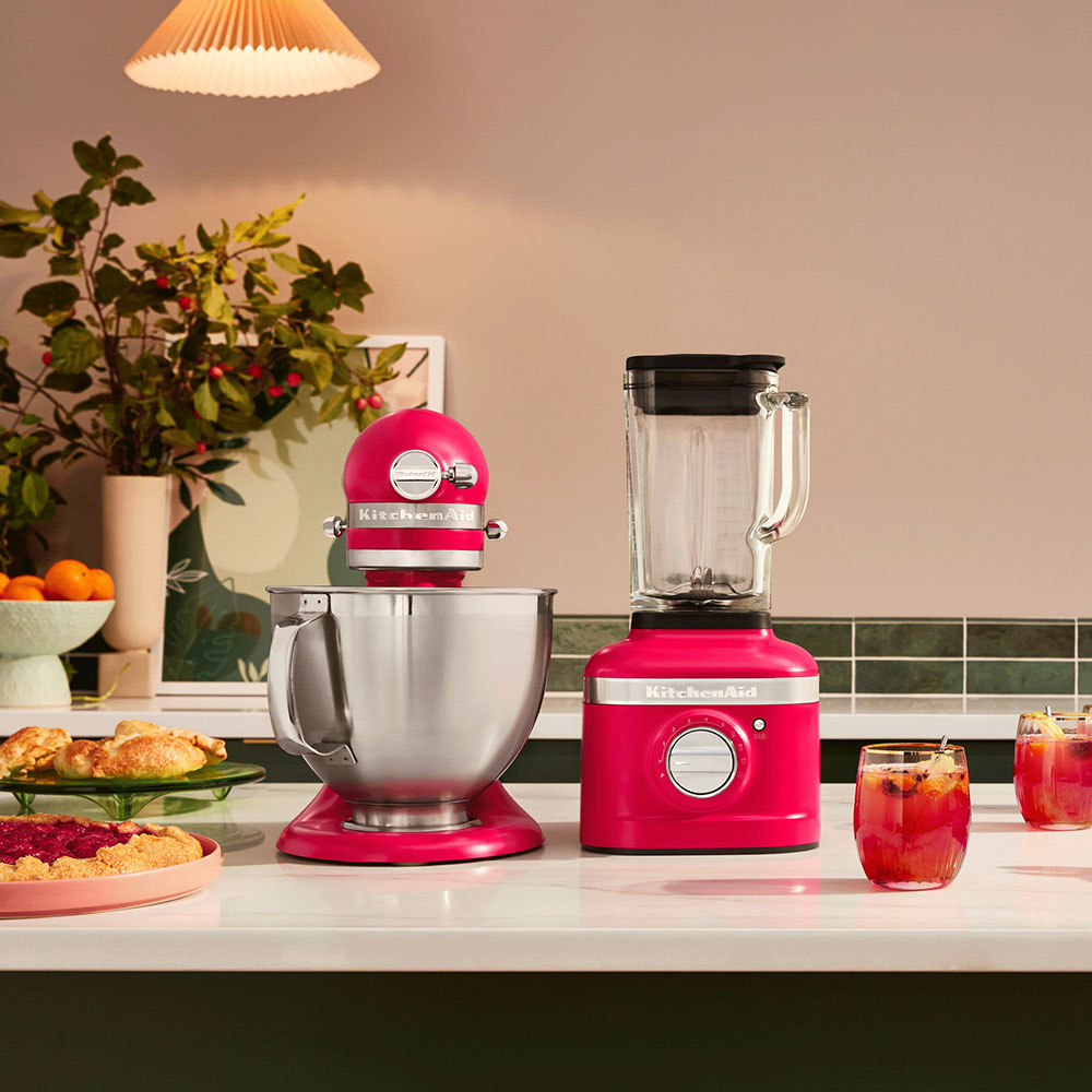 GilesElectrical's tweet photo. Colour of the Year collection from KitchenAid π
In 2020 we saw Kyoto Glow...
then 2021 it was Honey...
2022 brought us Beetroot...
and now 2023 has Hibiscus!
https://t.co/aECdk0lS9Q
*Hibiscus will be available from us soon
#colouroftheyear #kitchenaidcollection https://t.co/b4Ea51UmjV