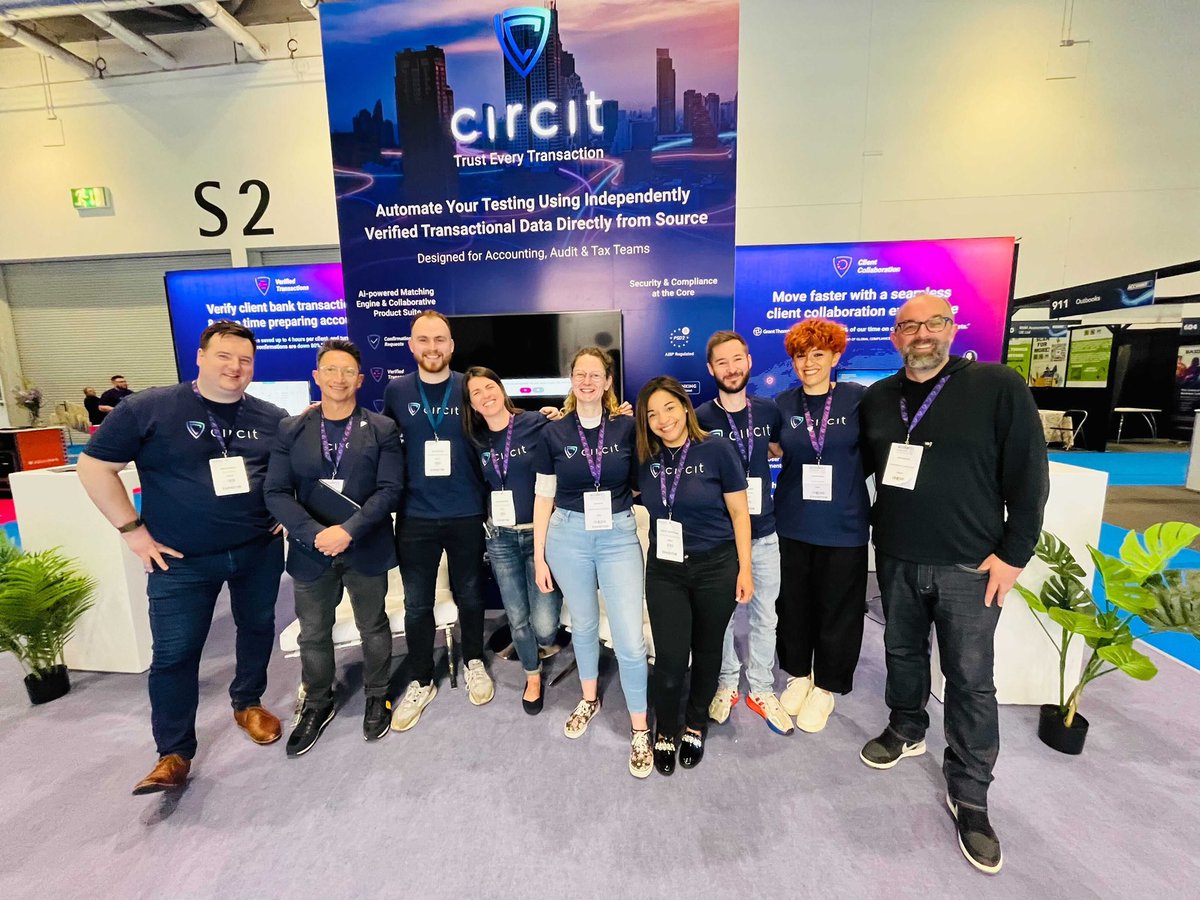 Bright and smiling faces this morning @Accountex in London! Come see the Circit team at stand 914 for a chat on client collaboration, obtaining transactional data and automating your testing. We're looking forward to seeing you! 

#AccountexLondon #Accountex