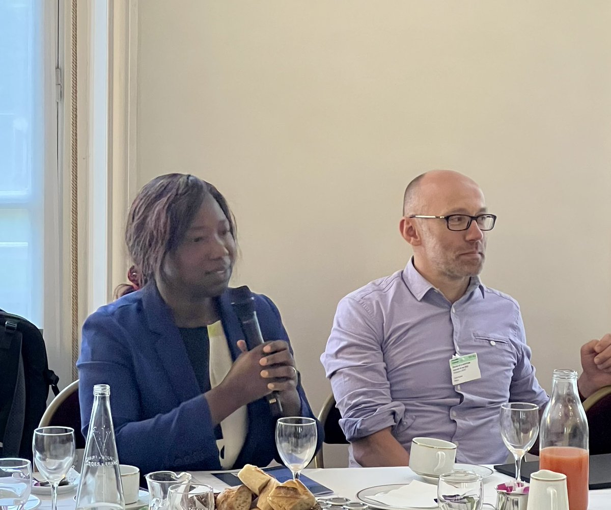 Huguette_Tiegna's tweet photo. J'ai eu le plaisir d'organiser une rencontre entre députés &amp; professionnels du secteur sur la #santémentale des enfants et adolescents. Un temps d'échange transpartisan et une discussion riche autour des besoins des acteurs et de la proposition de loi que j'ai déposée en janvier. https://t.co/4wie5jzpYb