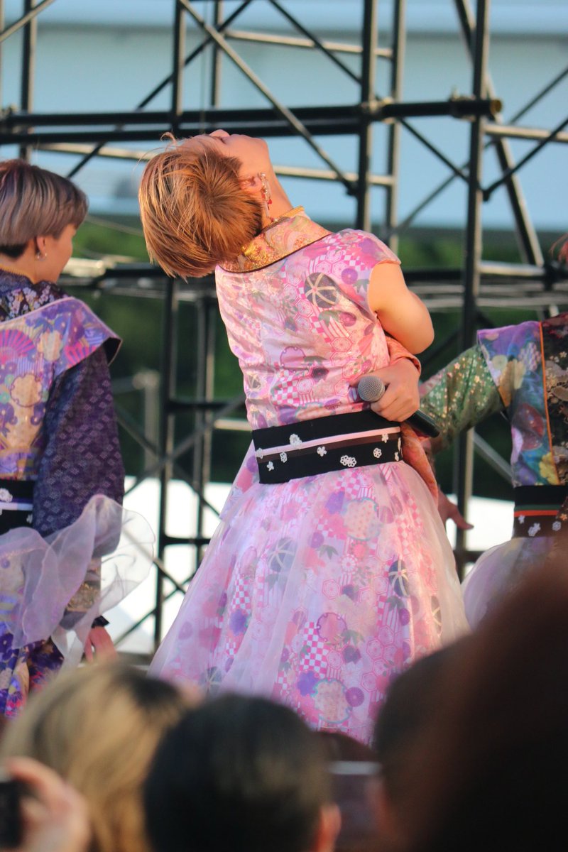 photo_dcs's tweet photo. 殺生石セッション好きすぎるので
殺生石セッションの薄桃さん
だけをPick upしてみました🐰

顔見えないですけど雰囲気で
感じ取って頂けたら幸いです...

#肉フェス2023  #肉フェス  #めせもあ  #MeseMoa  #むすめん  #武道館  #横浜アリーナ  #メンズアイドル  #とみたけ https://t.co/VNUFgi4qh4