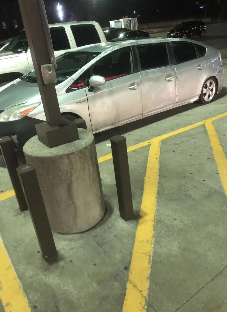 EliLikesRice's tweet photo. Who needs a ride? https://t.co/25BZ4lwpnd