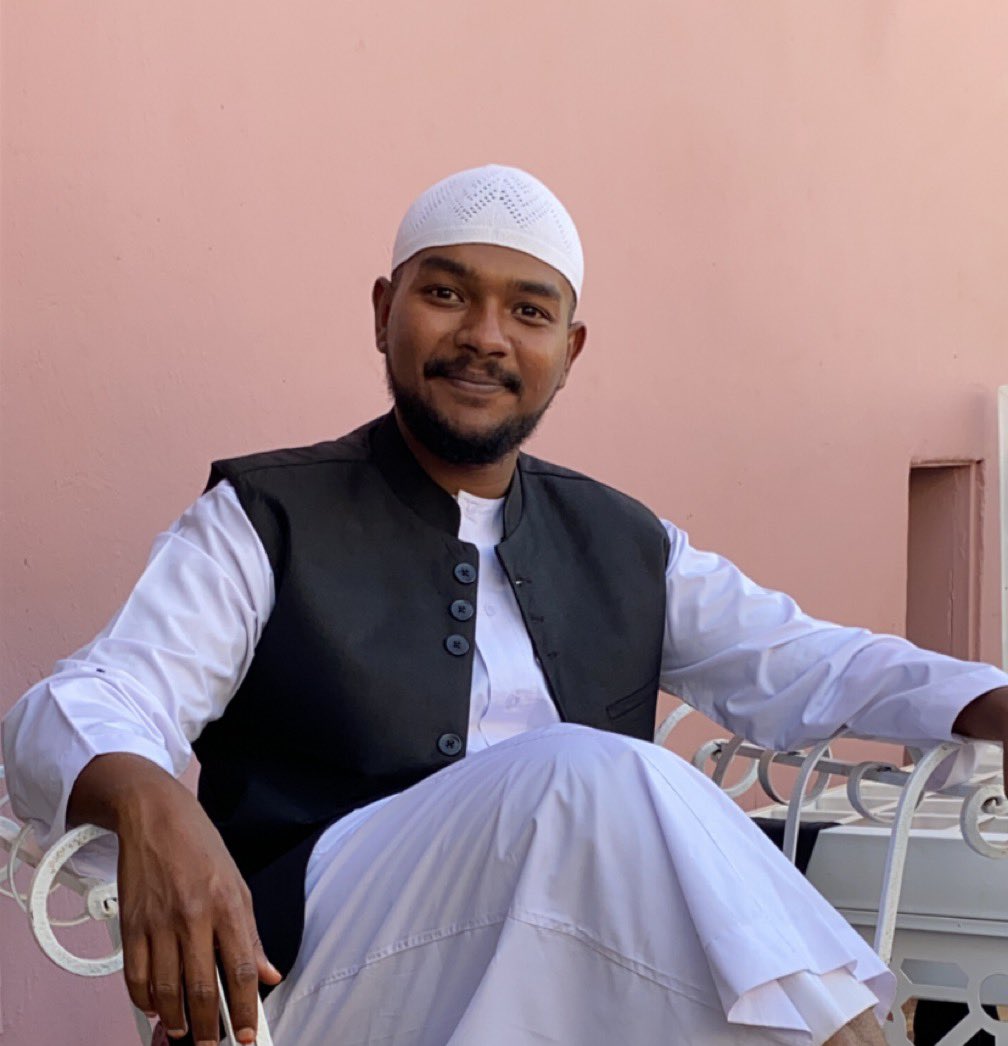 samirftw071's tweet photo. وائل حسب الرسول الطيب طلع من بيته تقاطع الستين مع البلابل الي العمارات سنتر شارع الستين معاهو صاحبو اسمو عبد الله سايقين i10 لونها ابيض
رقم لوحتها : 68970 خ5

تلفوناتهم مقفوله من امس الساعه 11 صباحا ( بتاريخ ٩/٥/2023)

للتواصل : 
091 233 1758

096 254 0696
شير يا جماعة https://t.co/jFznKAxwVx