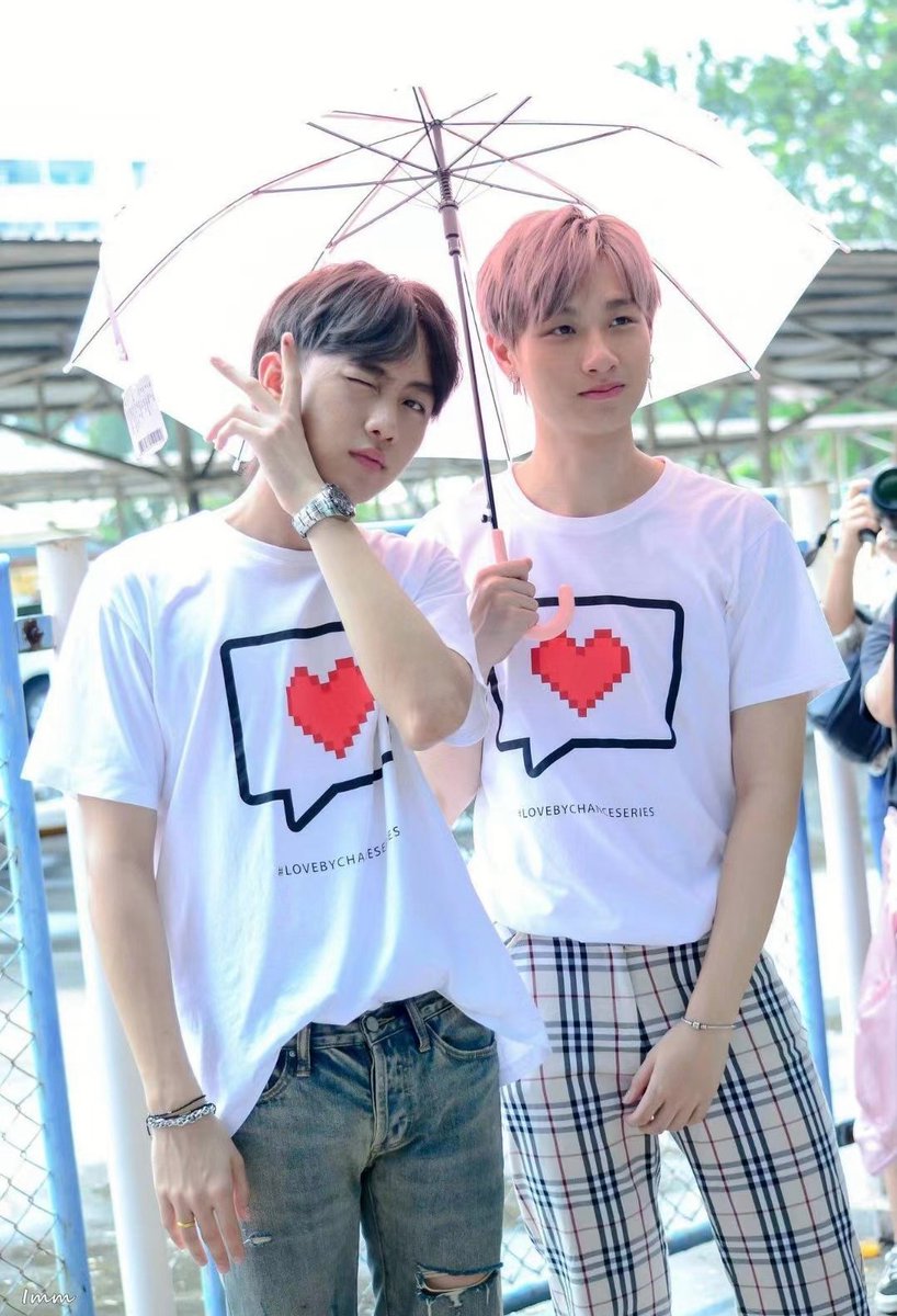 gy09__23's tweet photo. Please consider them.🙏Many fans want to see them perform again.
#HeroinTheSeries 
#markgun  
@herointheseries https://t.co/NwGOzIDWyl