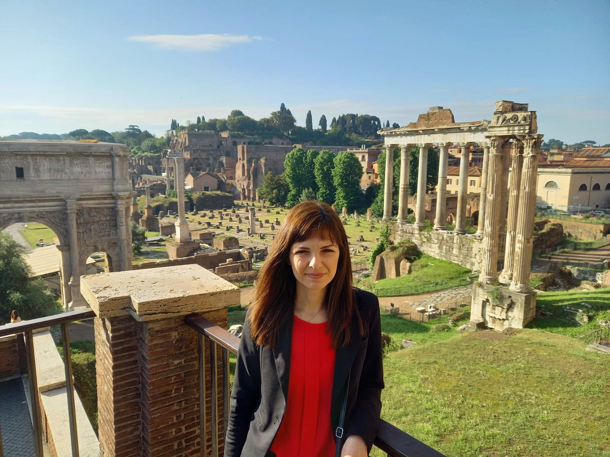 URPA_unisi's tweet photo. Greetings to Dr. 𝗕𝗿𝘂𝗻𝗲𝗹𝗹𝗮 𝗠𝘂𝘁𝘁𝗶𝗹𝗹𝗼 from our RU, director of the Italian archaeological mission in #Colombia, for representing the #DSFTA @unisiena in Campidoglio, #Roma! ✨ https://t.co/PAf2ZaWCfl https://t.co/V0t9KIraDx