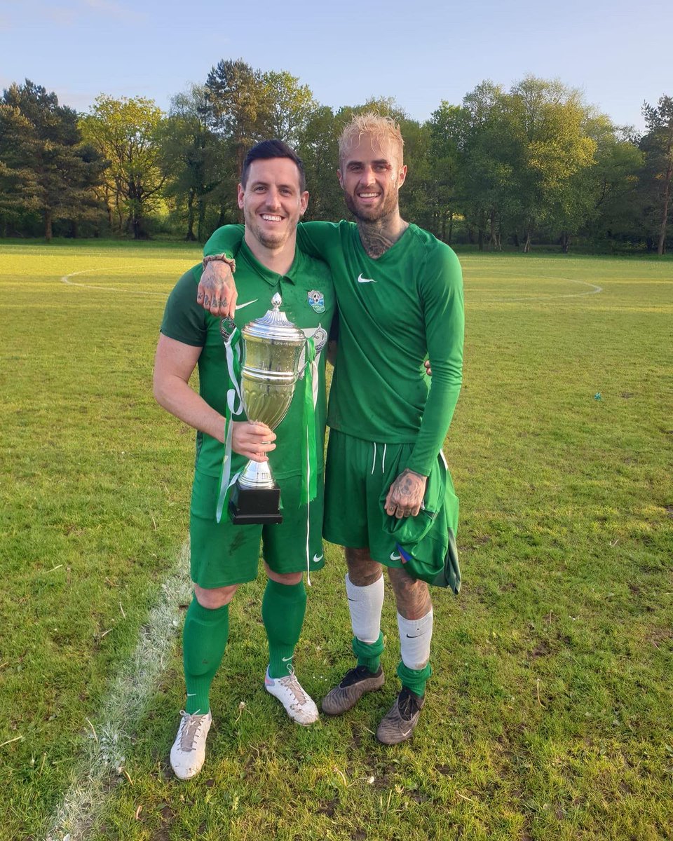 SamRodon's tweet photo. Double @PontlliwFC 🏆 #outofmybox https://t.co/iDYoyNXDI7