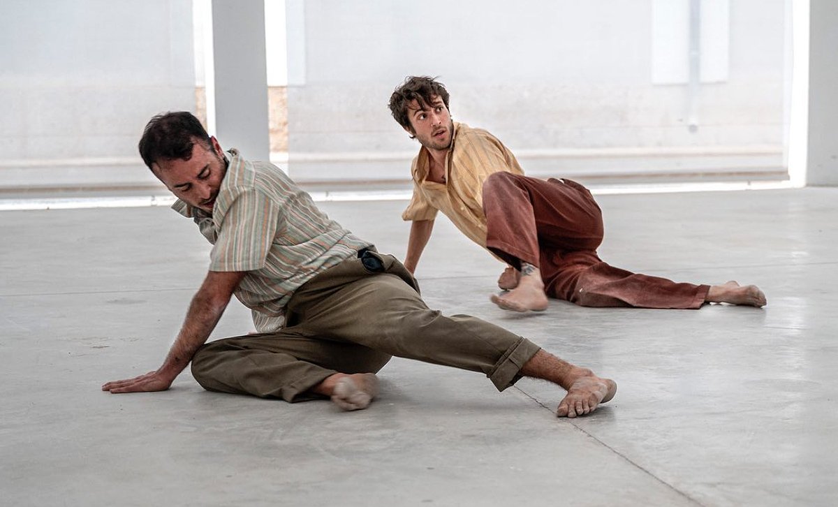 📌 Jueves 11 de mayo, 20 h, segunda cita del ciclo #Ahoradanza en el patio de #CICUS <a href="/unisevilla/">Universidad de Sevilla</a>. Con actuaciones de Cía. Manuela Nogales y Chey Jurado y Javito Mario. 

🎟 Entradas a 5€: bit.ly/3nGgN09