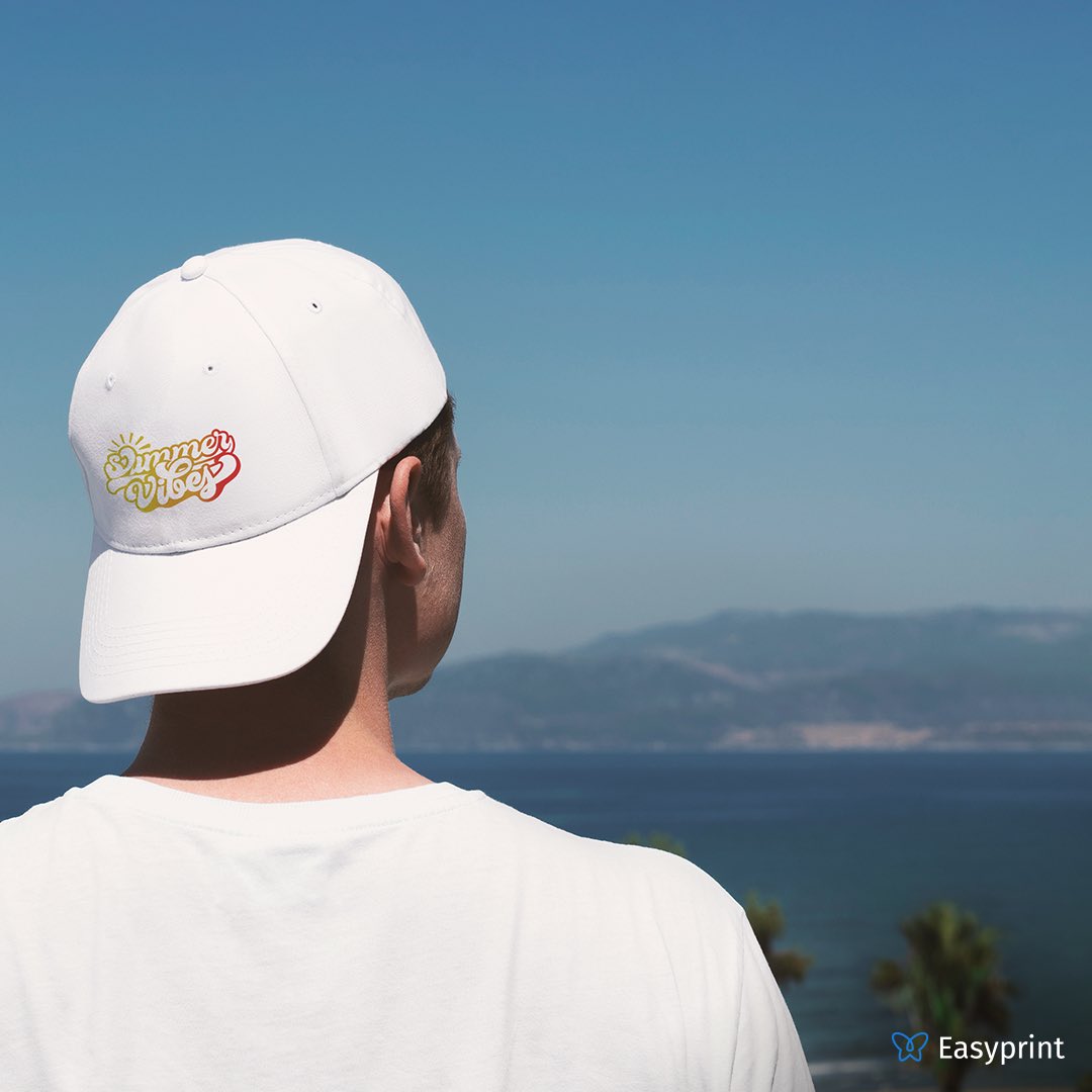 Infowerk_cz's tweet photo. ✨ Už žádné nudné #designy! U Easyprint se stanete designérem - například s našimi #baseballovýmičepicemi. 🧢 https://t.co/FY2SiGRnAB