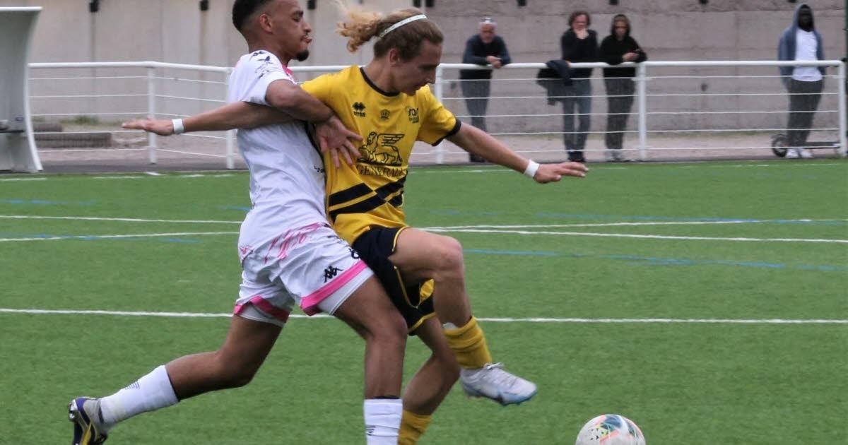 VosMatin_Epinal's tweet image. Football - Regional 1. Epinal 2 sans trembler face à Sarrebourg vosgesmatin.fr/sport/2023/05/…
