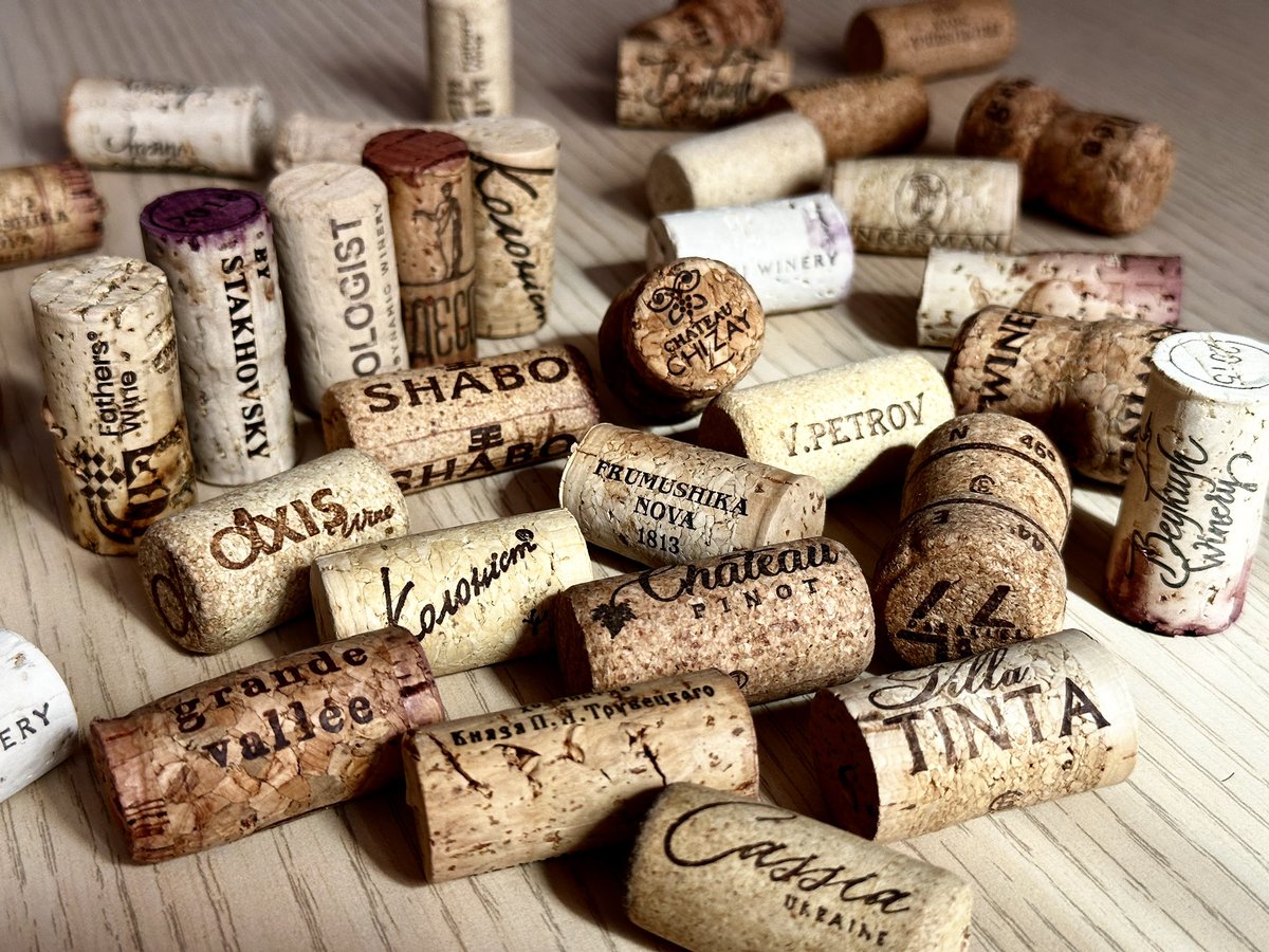 the_heartofwine's tweet image. Створили лендінг з українськими виноробнями. Зараз там тільки 50 позицій, але ми постійно докидуємо нові: bit.ly/3KS8G8a