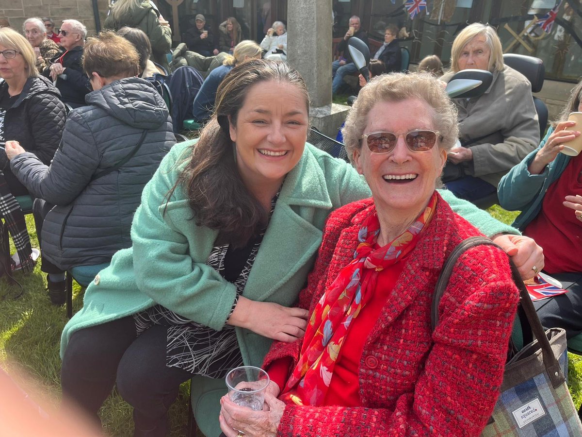 ageuknt's tweet image. The celebrating only continued this past weekend with our mcst group being invited to a party at St Paul’s Church in Whitley Bay🎉

Special thanks to Keeley Lawrence from @NewcastleBSoc for all her hard work in organising the party💙

#Dementia #KingsCoronation #NorthTyneside