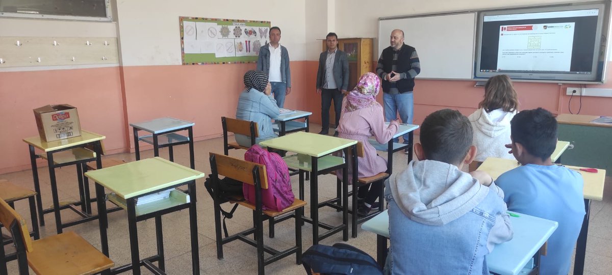 AcigolMTAL's tweet photo. Acıgöl merkez köylerindeki bütün 8 sınıf öğrencilerine ulaşarak okulumuzdaki alan tanıtımlarını ve yeni açılan alanlarla ilgili bilgiler verdik.https://t.co/bEiS7v5MM0 @tcmeb @nznsener
@nevsehirmem @MemetPolat0247 @Acigolbelediyes @ErcanErtas50 @ACIGOLMEM @semihkirim https://t.co/uHnEXgzOoB