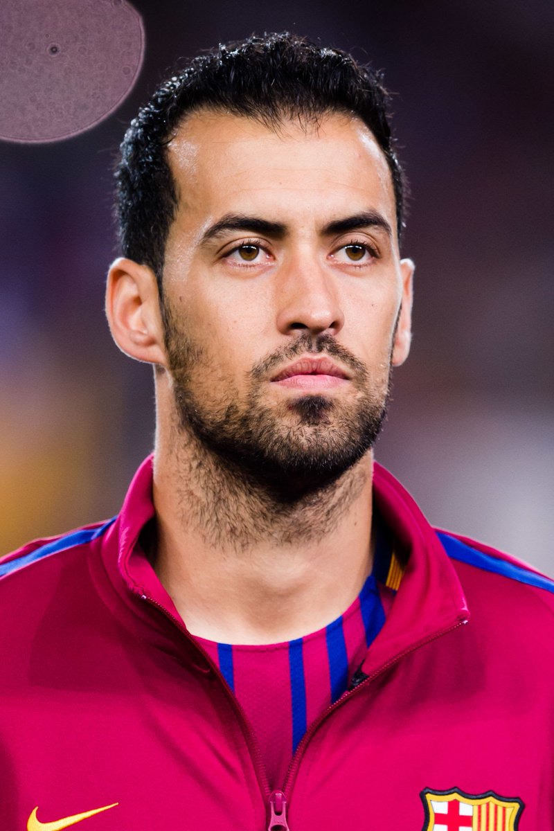 elpalcodpt's tweet photo. 🚨 OFICIAL | Sergio Busquets se va del FC Barcelona tras 15 temporadas con el primer equipo

👋 ¡Mucha suerte en el futuro, Busi!

#5ergioUnic #GraciasSergio #SergioBusquets #Busquets https://t.co/xhCvNNrD2c