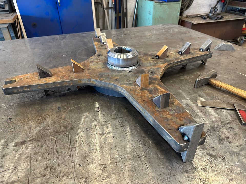 What's this scary looking thing I found in the workshop? This particular piece is not quite finished yet but it soon will be.
What do you think it is? Let me know in the comments.

#WorkshopWednesdayhttps://www.facebook.com/547492577170070/posts/727799742472685