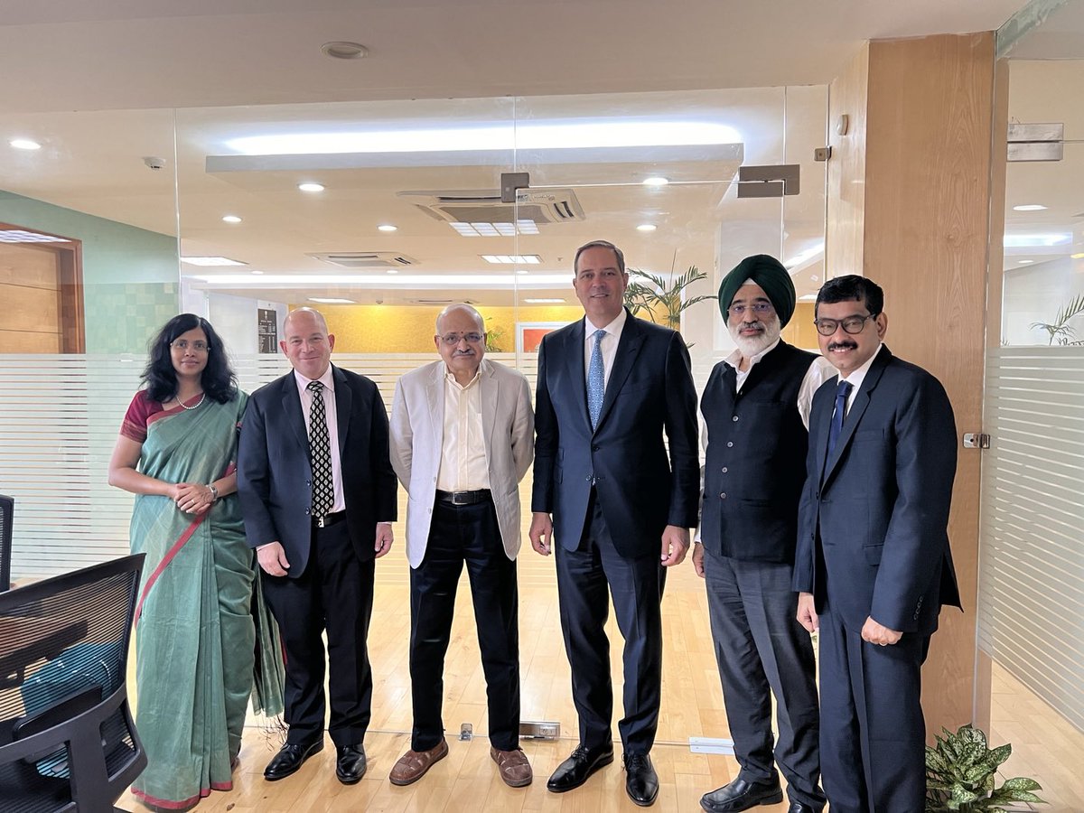 ChuckRobbins's tweet photo. Great to meet B.V.R. Subrahmanyam, CEO, @NITIAayog to discuss @cisco_in’s plans to manufacture products for Indian and global markets as well as our commitment to #cybersecurity, #skilling &amp; promoting #entrepreneurship in India. https://t.co/2b5SM7yXiY