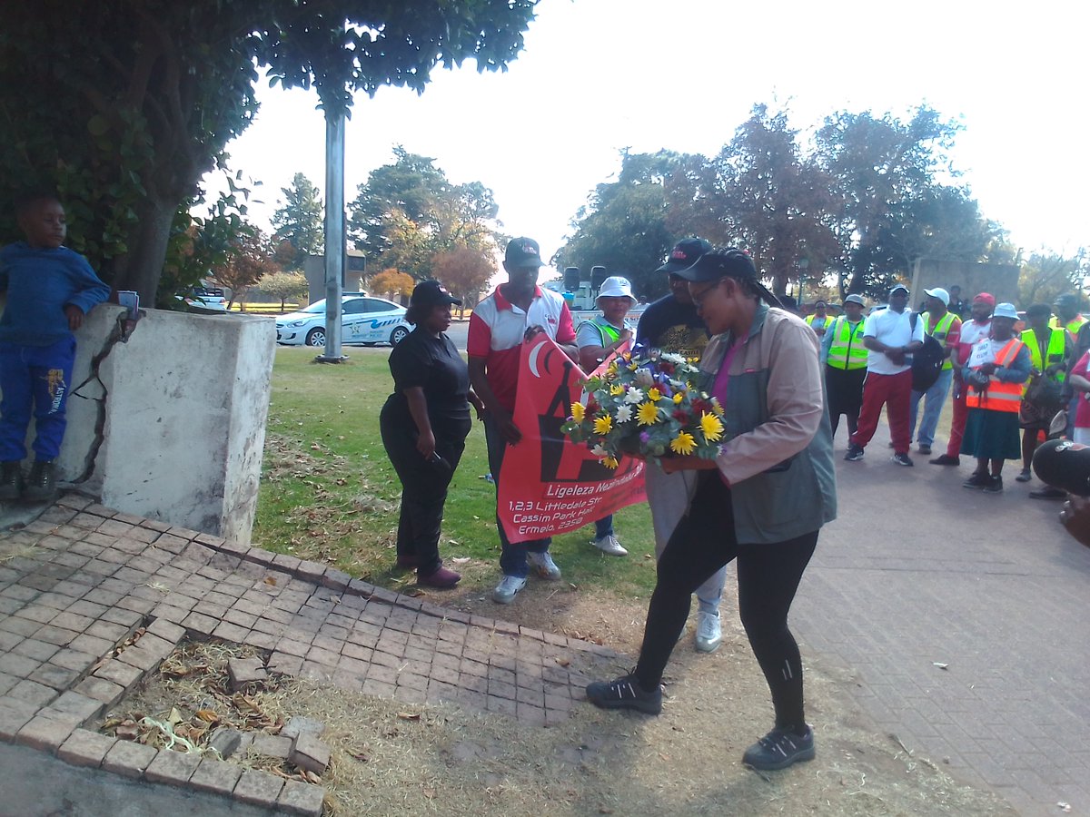LigwaFm's tweet photo. Be free enough to walk for Fun, what we did...
Recap on the downs of the 27th April '23
A big thanks to @MsukaligwaM and the entire Anti-Crime organizations @GertSibandeDM 
#LIGWATURNS7 #Ligelezanezindabazalo #Ligwa101dot3 #NotInMyName #NoToCrime https://t.co/pW6CIMlzTp