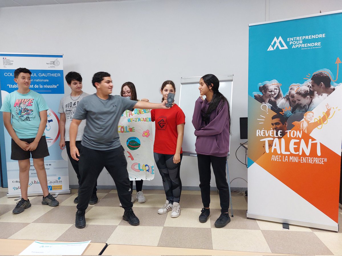 Principal CLG Paul Gauthier - Cavaillon (@kacidiha) on Twitter photo Bravo à nos 6 équipes pour leurs pitchs pour le #FestivaldesMiniEntreprises Paul Gauthier. MERCI aux mentors, à leurs enseignants et aux membres du jury. Fiers de leur prestation et de leur créativité. Entreprendre pour apprendre. <a href="/dsden84/">DSDEN de Vaucluse</a> <a href="/AcAixMarseille/">Acad. Aix-Marseille</a> <a href="/FaceVaucluse/">FACE VAUCLUSE</a> <a href="/Prefet84/">Préfet de Vaucluse</a> Bravo à nos 6 équipes pour leurs pitchs pour le #FestivaldesMiniEntreprises Paul Gauthier. MERCI aux mentors, à leurs enseignants et aux membres du jury. Fiers de leur prestation et de leur créativité. Entreprendre pour apprendre. <a href="/dsden84/">DSDEN de Vaucluse</a> <a href="/AcAixMarseille/">Acad. Aix-Marseille</a> <a href="/FaceVaucluse/">FACE VAUCLUSE</a> <a href="/Prefet84/">Préfet de Vaucluse</a>