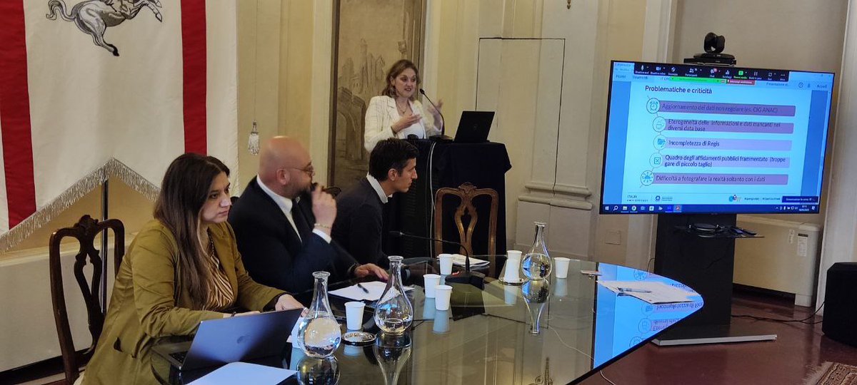 Come fare 🔬 analisi e🔁 #riuso dei dati #PNRR e #PNRRToscana?
Ne parliamo al convegno della #OGW2023 a Firenze con Annalisa Giachi di <a href="/OReP_Ngeu/">Osservatorio Recovery Plan</a>, <a href="/vsmaldore/">vincenzo smaldore</a> di <a href="/openpolis/">openpolis</a>, Anna Laura Mancini di <a href="/bancaditalia/">Banca d'Italia</a> e Giuseppe Gori di <a href="/Irpet/">Irpet</a>
🎥 regione.toscana.it/diretta-stream…