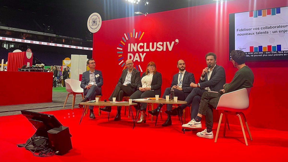 Sylvain Reymond (@sylvainreymond) on Twitter photo #InclusivDay • Ce matin, à l’<a href="/InclusivDay/">Inclusiv'Day</a> pour redire que derrière chaque recrutement, il y a pour l’entreprise la perspective d’un engagement puissant : celui de l’#inclusion et d’ouvrir ses portes à tous les publics éloignés de l’#emploi.
Entreprises, engagez-vous 👉 @LaCL2E. #InclusivDay • Ce matin, à l’<a href="/InclusivDay/">Inclusiv'Day</a> pour redire que derrière chaque recrutement, il y a pour l’entreprise la perspective d’un engagement puissant : celui de l’#inclusion et d’ouvrir ses portes à tous les publics éloignés de l’#emploi.
Entreprises, engagez-vous 👉 @LaCL2E.