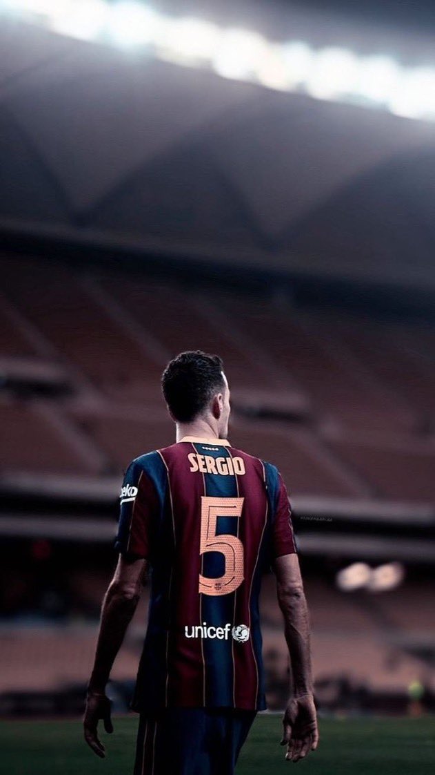 El mejor mediocentro de la historia. 

Un 5 con la visión de un 10.

El eje del mejor Barça y de la mejor Selección Española de la historia.

Va a ser muy difícil imitar lo que él hacía con tanta facilidad.

#5ergioUnic