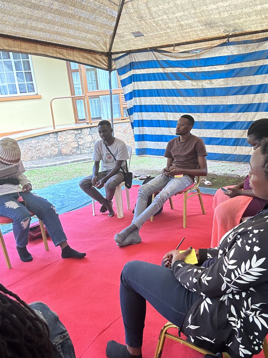 Today our team held a session on mental health and activism. We discussed ways we can help each another to keep our mental health in check and continue with activism .

#MentalHealth 
#ClimateActivism
@HHHinitiative