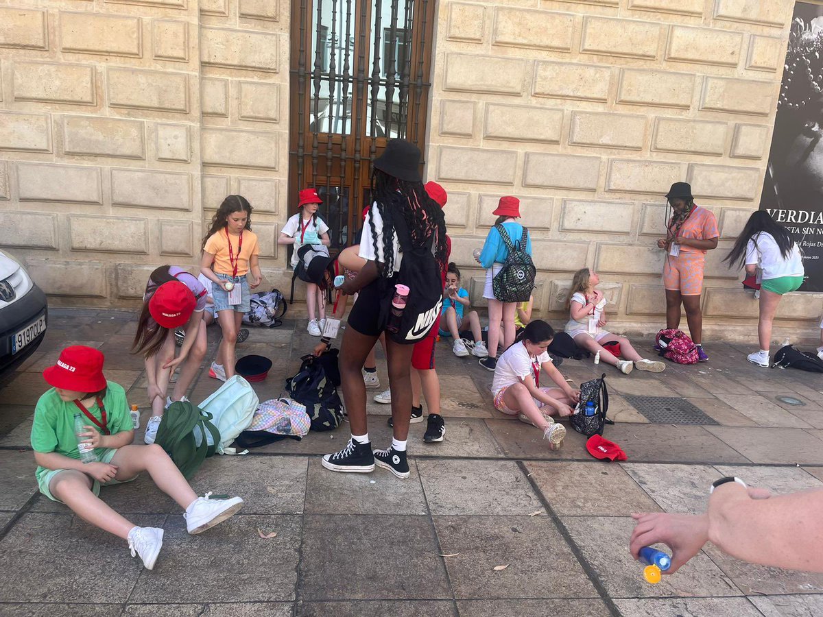 StJohnPaulGCC's tweet photo. Fun at the food market, trying new food and practising speaking Spanish. 🇪🇸 https://t.co/apnnUsw7PE