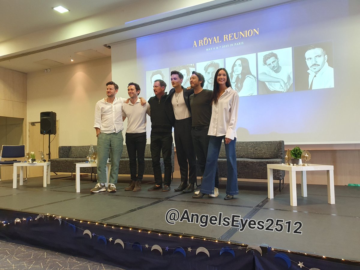 Group photo on stage of these beautiful human beings. Royal Con. 2023. Saturday. May 6th. Paris. 👑👑👑

#versaillesseries #Versaillesfamily #ROYALCON #nevastalgia @vlavla @evan_m_williams @maddisonjaizani @RunyanTygh @GeorgeWebster @gblagden @stuartbowman @VersaillesFam