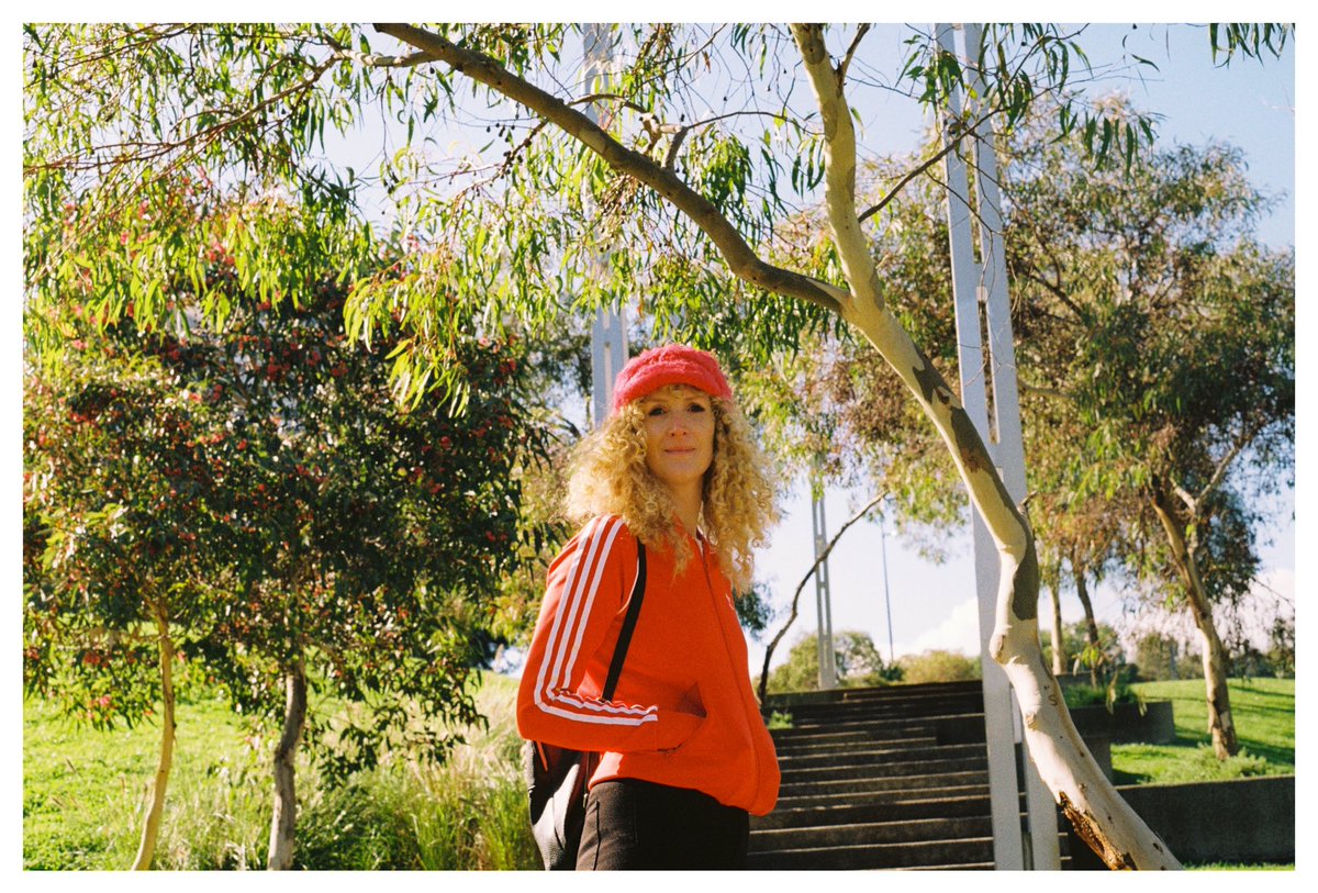 AselaDS's tweet photo. Lou from our photo walk. 
🎞 #kodakcolorplus200
📷 #leicam4p #zeiss50mmplanar https://t.co/8ZmVh58JdR
