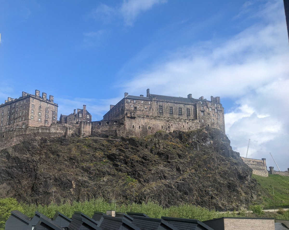Always enjoy the view of the castle from the office #edinburghcastle