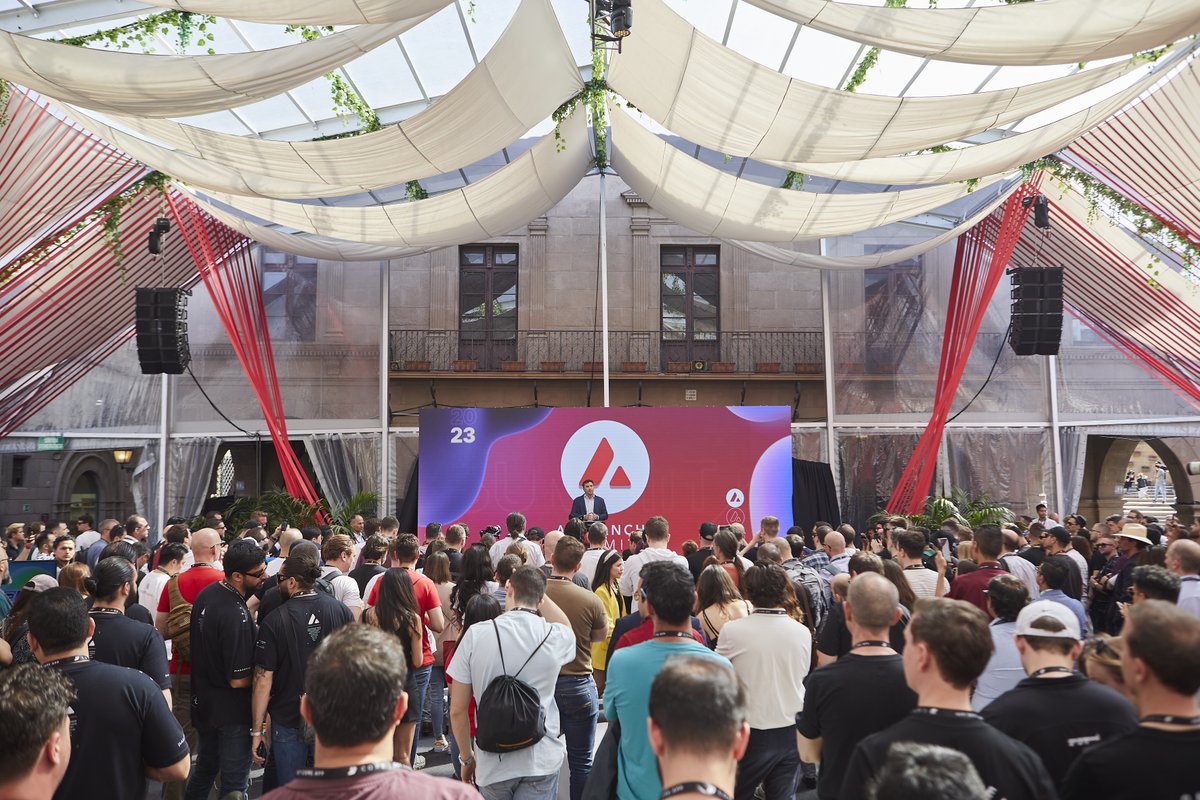 Colonylab's tweet photo. The #Avalanche Summit was an incredible gathering of the most brilliant &amp; passionate minds in the #crypto industry!🔥

From fascinating keynotes to engaging discussions &amp; workshops, the conference was packed with valuable insights &amp; cutting-edge ideas. https://t.co/QSimmpMcLt