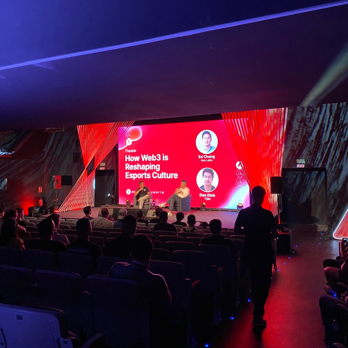 Colonylab's tweet photo. The #Avalanche Summit was an incredible gathering of the most brilliant &amp; passionate minds in the #crypto industry!🔥

From fascinating keynotes to engaging discussions &amp; workshops, the conference was packed with valuable insights &amp; cutting-edge ideas. https://t.co/QSimmpMcLt