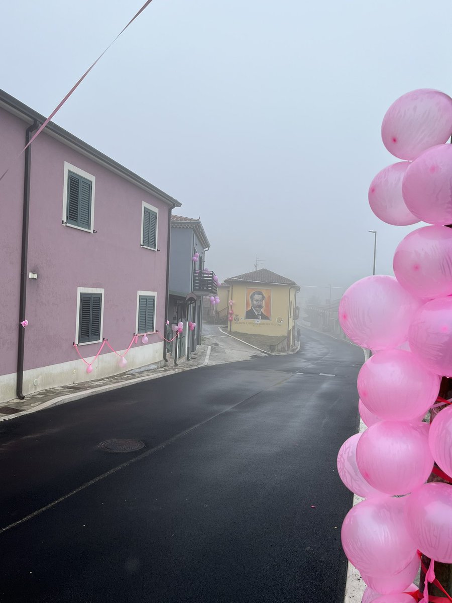 rafvlad's tweet photo. In attesa deI @giroditalia a  #MorraDeSanctis Tappa del #10maggio2023  #Atripalda #Salerno passaggio carovana alle 13.36 e i ciclisti alle 14.55 
#giro #Irpinia  #Avellino #Campania #Ciclismo https://t.co/4eiJyQFjDn