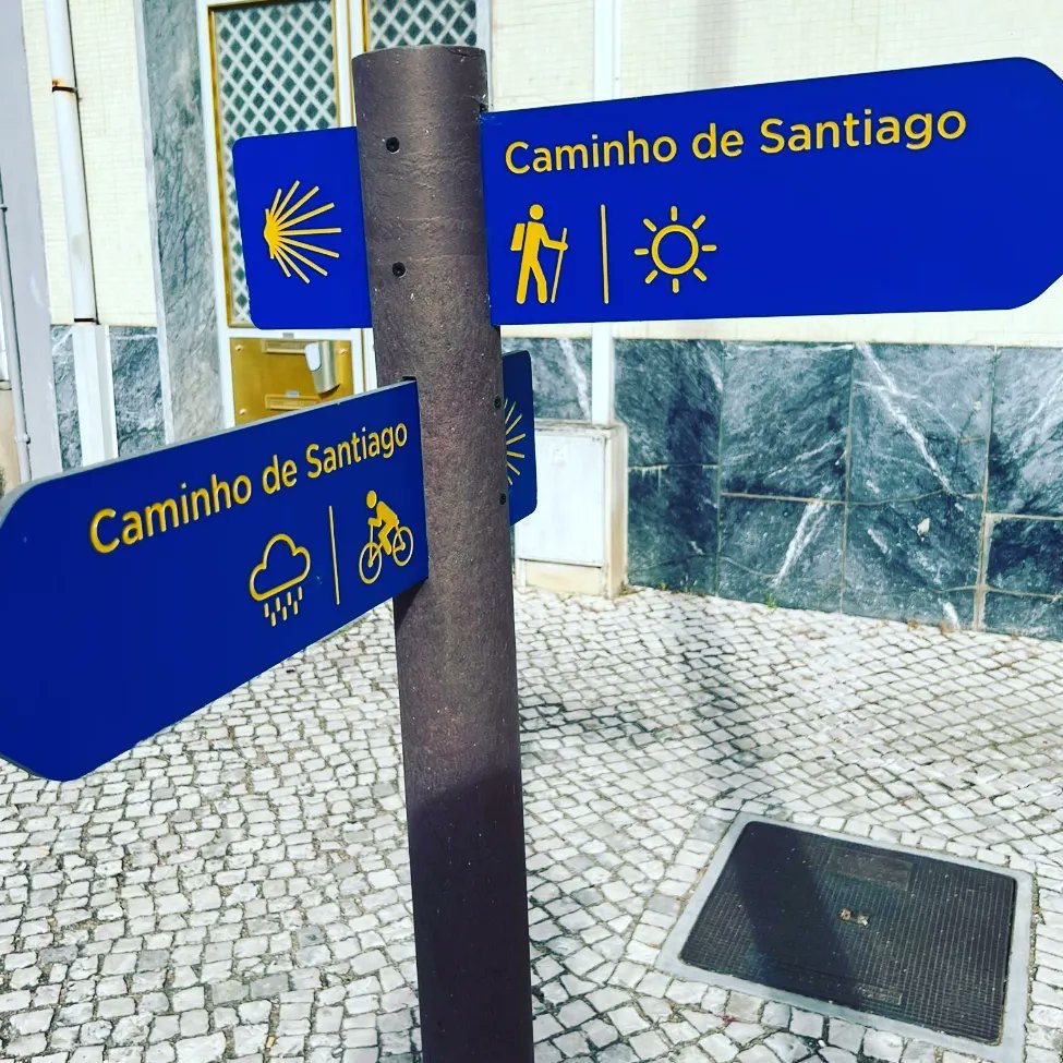 330km ✅
330km🚶‍♂️👣 to Santiago de Compostella 🏁

Epic 660km walk for Full Circle and our NHS staff wellbeing projects @StGeorgesTrust
#walkthewalk #NHS #burnout
#fullcircle #wellbeingexperts 
#caminhodesantiago #Portugal to
#Spain 
#whenitmattersmost 

justgiving.com/campaign/camin…