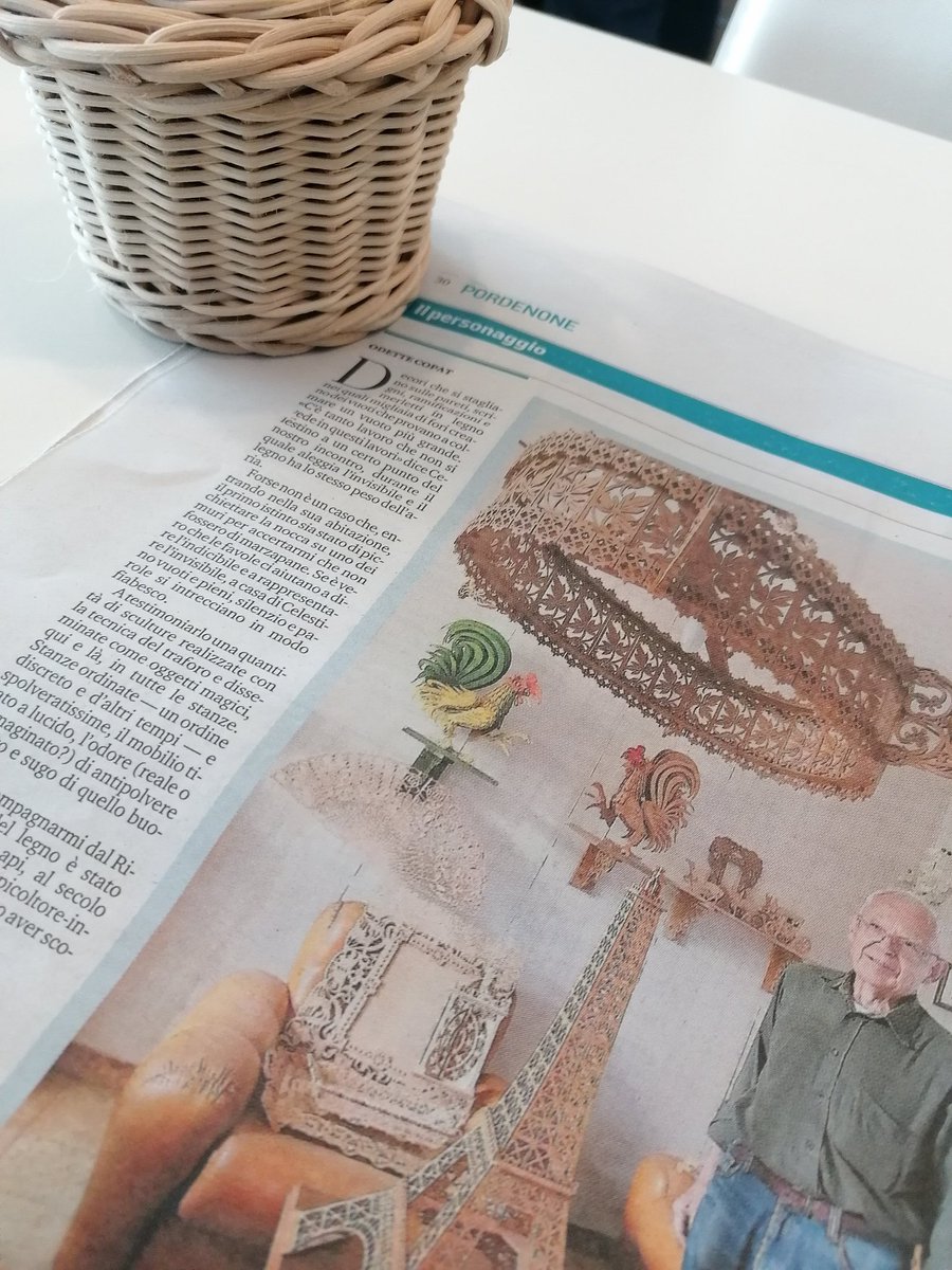 30giorninprova's tweet photo. Ho conosciuto Celestino e i suoi tesori di faggio e aria. La storia la trovate in edicola oggi nel #messaggeroveneto.
Per chi ama il legno, i muri di marzapane, le Barbie, l'amore incondizionato.
https://t.co/OnXNwqYVmg https://t.co/b1kaoJGVTk