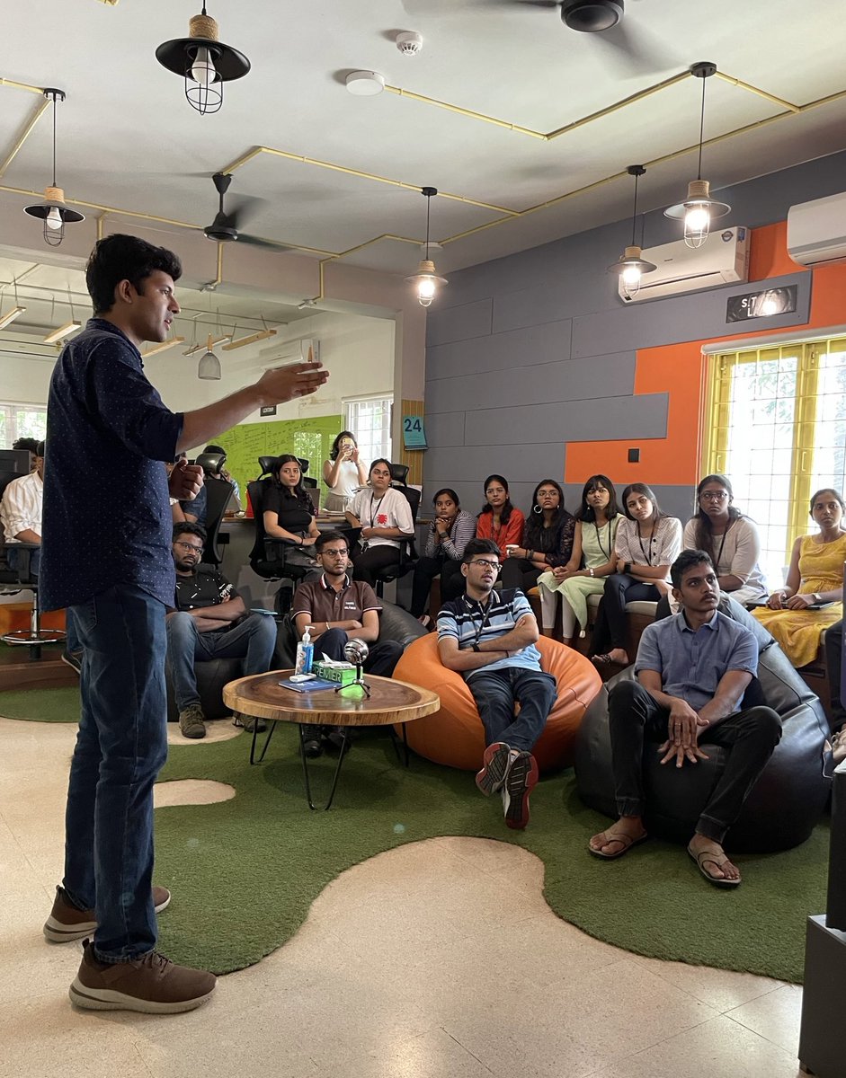 MadStreetDen's tweet photo. An overview on Machine Learning and its application in MSD, just for our interns! (Who said pop quizzes couldn’t be fun 💡)

#MADInternWeek🎓 https://t.co/n42kPTFnt4