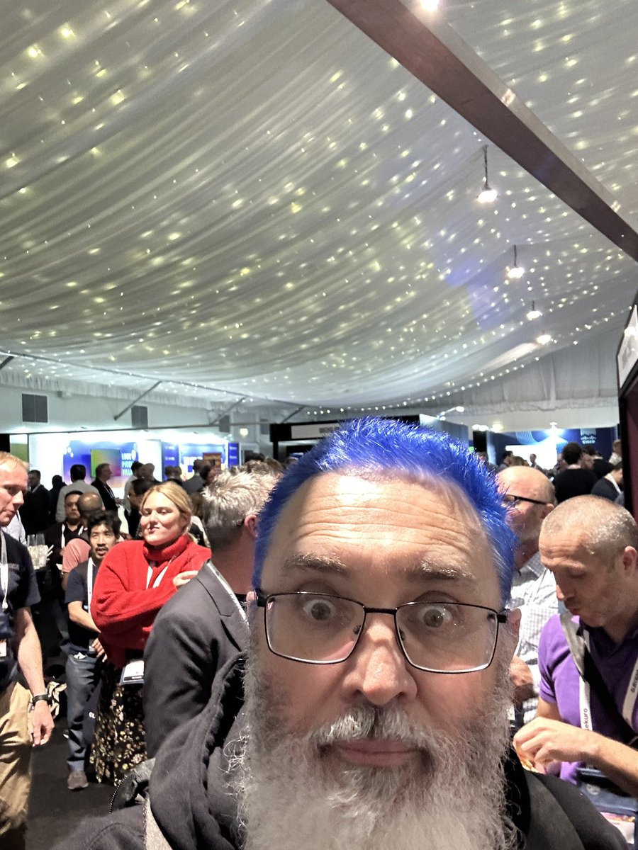 MarkLaffan's tweet photo. Welcome drinks at #AusCERT2023 https://t.co/LWvvoryHN8