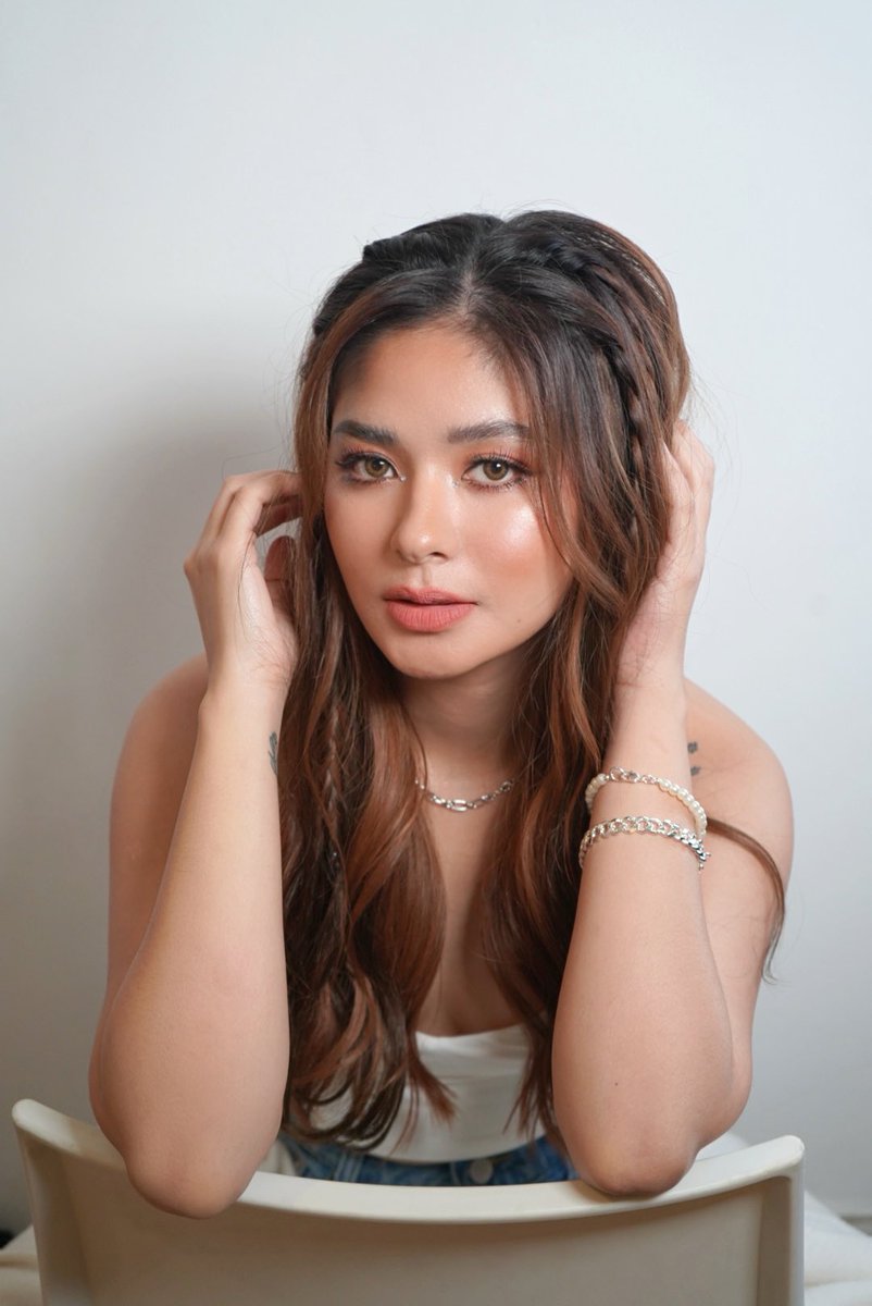 iamAndalioLoisa's tweet photo. hiii https://t.co/s30p55KDNb